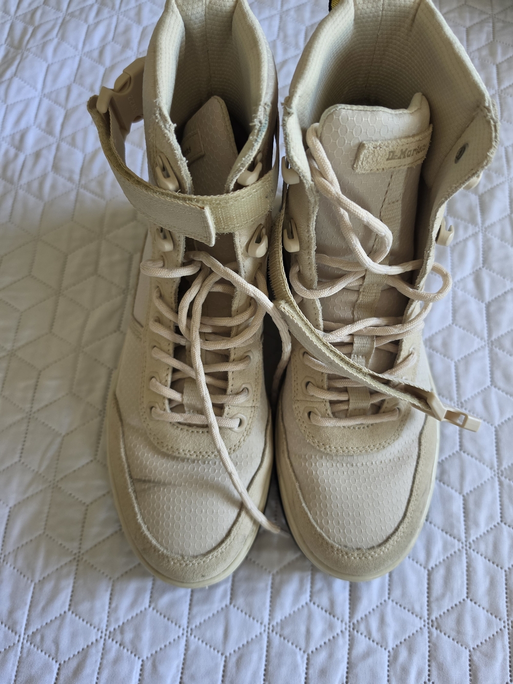 Dr. Martens Women's Lace-Up High Top Boots in Cream Size 7 Men Fits W 9